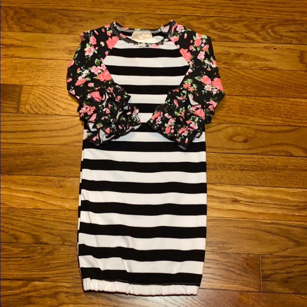 Girls infants ruffle gown
